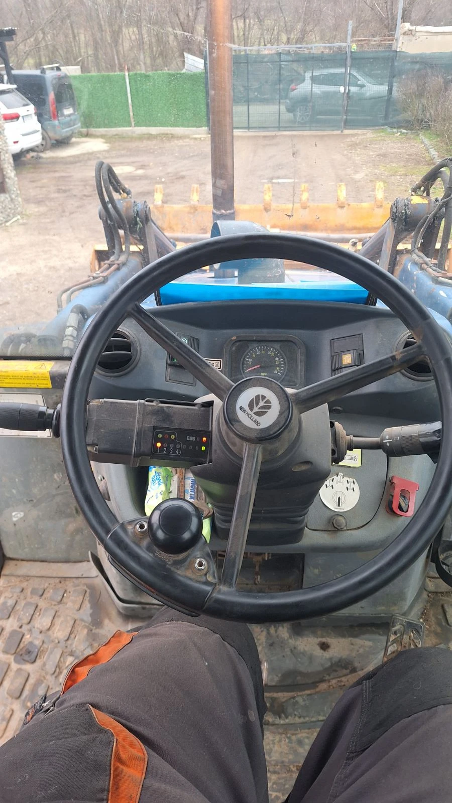 Багер New Holland LB115B-4PS - изображение 7