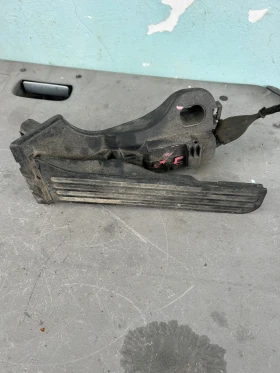 1T1723503H Педал газ Volkswagen Touran 6PV008689-01