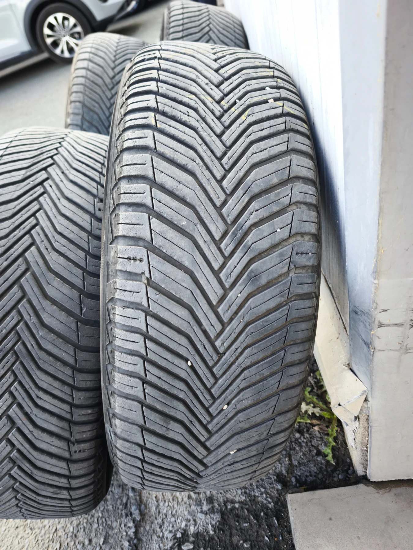 ���� 225/60R18 | Mobile.bg � ����������� 7
