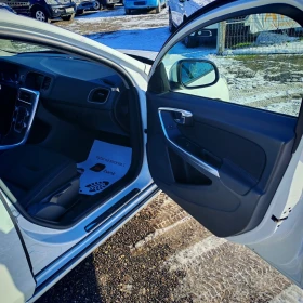 Volvo V60 2014 2.0 D3, снимка 8
