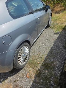 Fiat Punto 1.3 MultiJet - 2045 € / 3999.67 лв. - 73796765 4