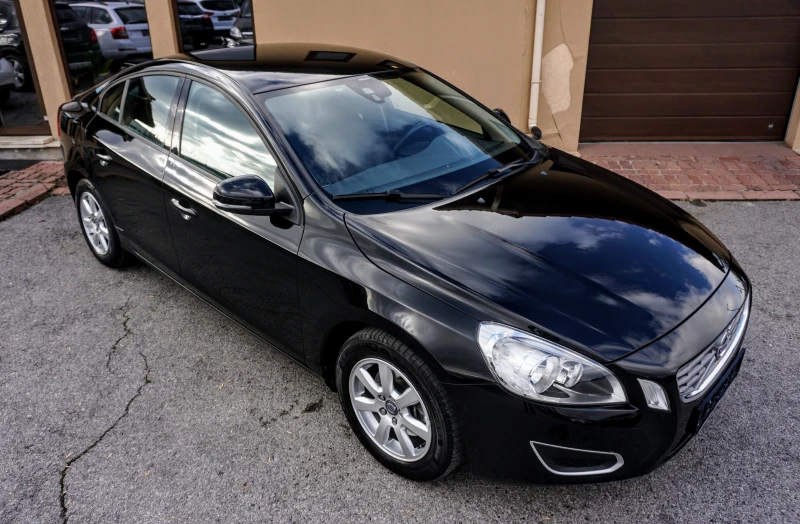 Volvo S60 1.6 d2 Business, снимка 2 - Автомобили и джипове - 13572404