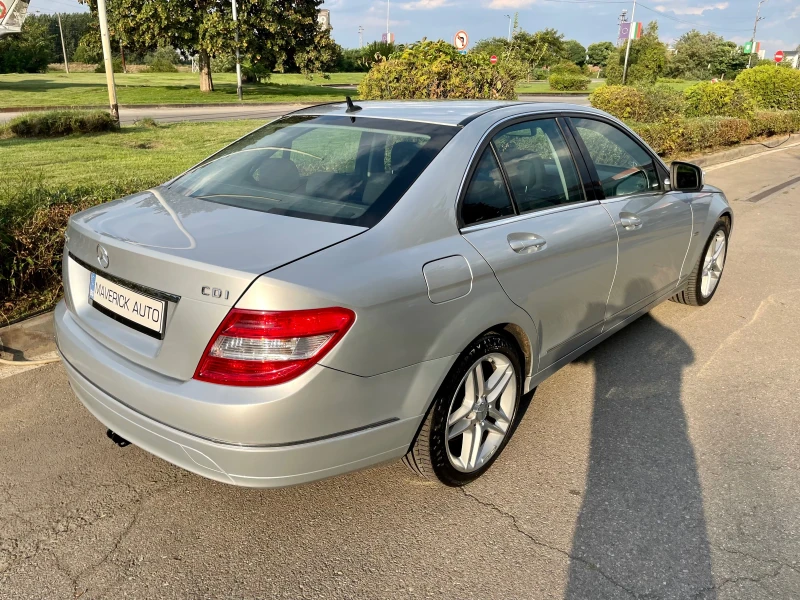 Mercedes-Benz C 220 646 Автоматик Elegance, снимка 7 - Автомобили и джипове - 46851318