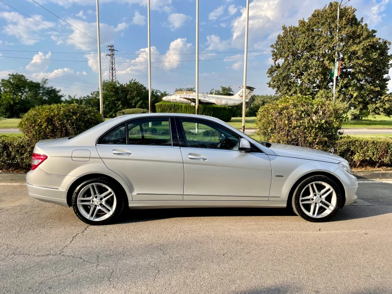 Mercedes-Benz C 220 646 Автоматик Elegance, снимка 5 - Автомобили и джипове - 46851318