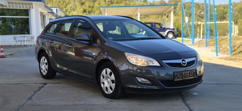 Opel Astra 1.3CDTI 95К.С ЕВРО5, снимка 9 - Автомобили и джипове - 47408382