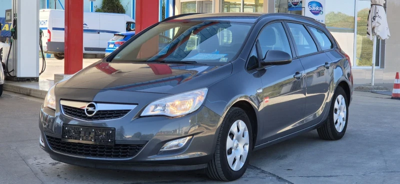 Opel Astra 1.3CDTI 95К.С ЕВРО5, снимка 3 - Автомобили и джипове - 47408382