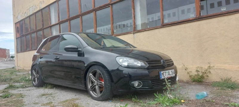 VW Golf, снимка 1 - Автомобили и джипове - 47465977