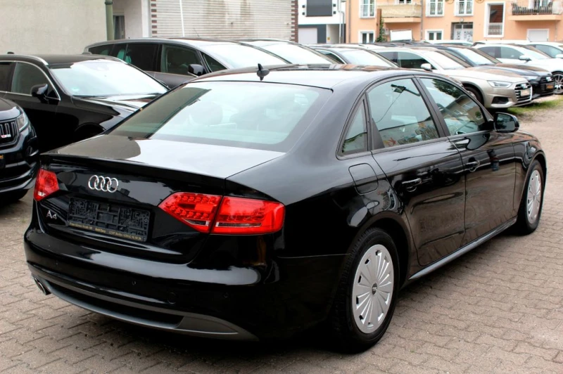 Audi A4 b8 2.0 tdi, снимка 3 - Автомобили и джипове - 47669851