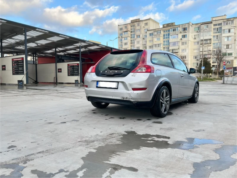 Volvo C30, снимка 5 - Автомобили и джипове - 49301949