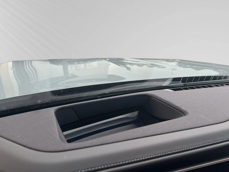 BMW 740 D XDRIVE M-SPORT PAKET PANO HEAD UP 360 B&W, снимка 8 - Автомобили и джипове - 51596449