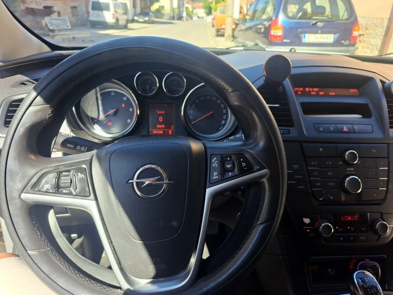 Opel Insignia, снимка 6 - Автомобили и джипове - 52589852