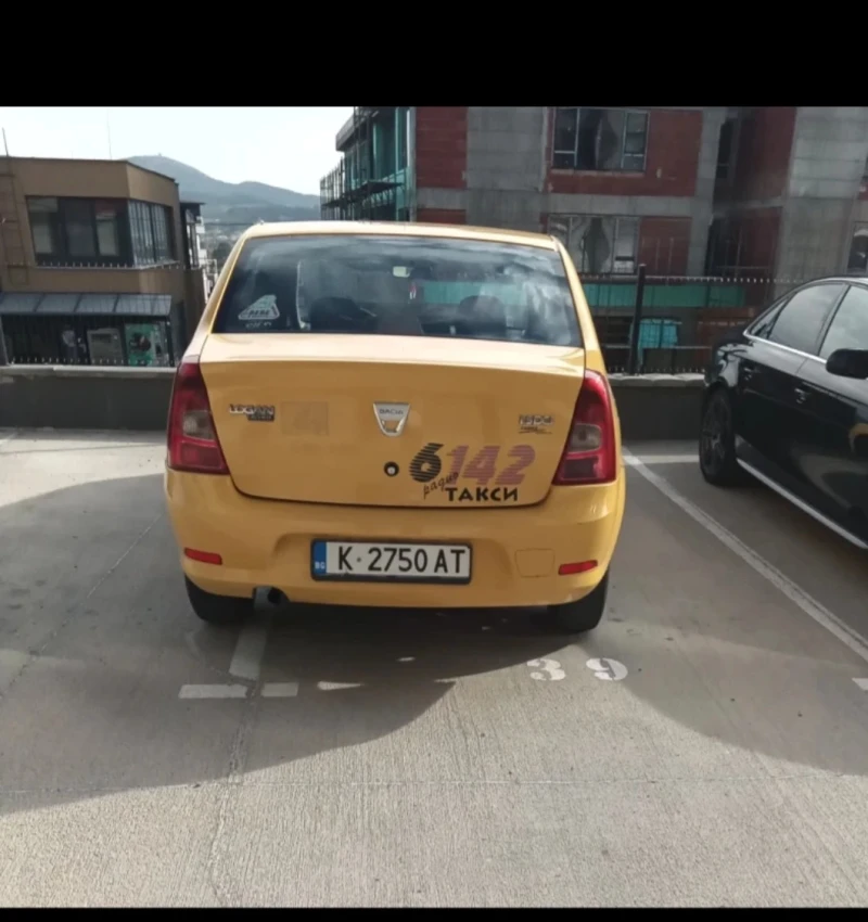 Dacia Logan, снимка 4 - Автомобили и джипове - 52177856