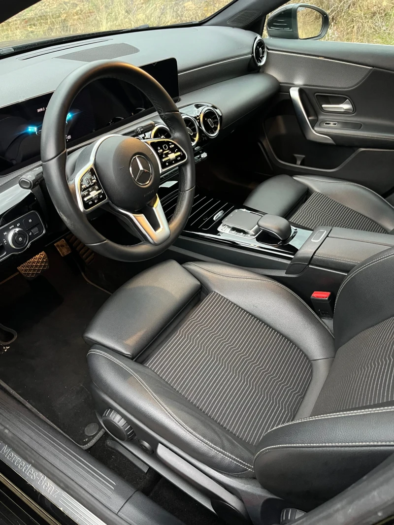 Mercedes-Benz A 180 Коледна Оферта, снимка 7 - Автомобили и джипове - 52822652