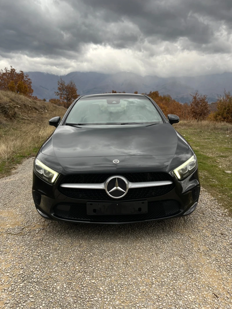 Mercedes-Benz A 180 Коледна Оферта, снимка 3 - Автомобили и джипове - 52822652