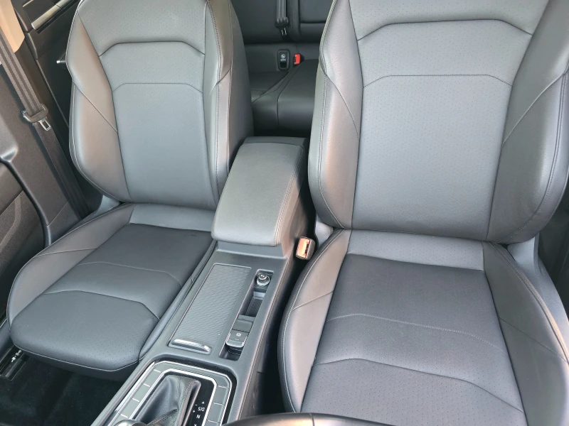 VW Arteon FACELIFT 65500 КМ!!!, снимка 14 - Автомобили и джипове - 53152996