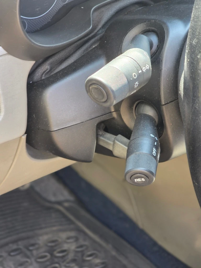 Fiat Punto 1.3 MultiJet, снимка 8 - Автомобили и джипове - 53308005