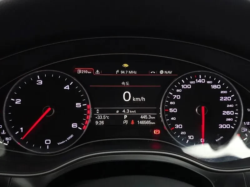 Audi A6 3.0 Tdi Quattro C7, снимка 7 - Автомобили и джипове - 56358356