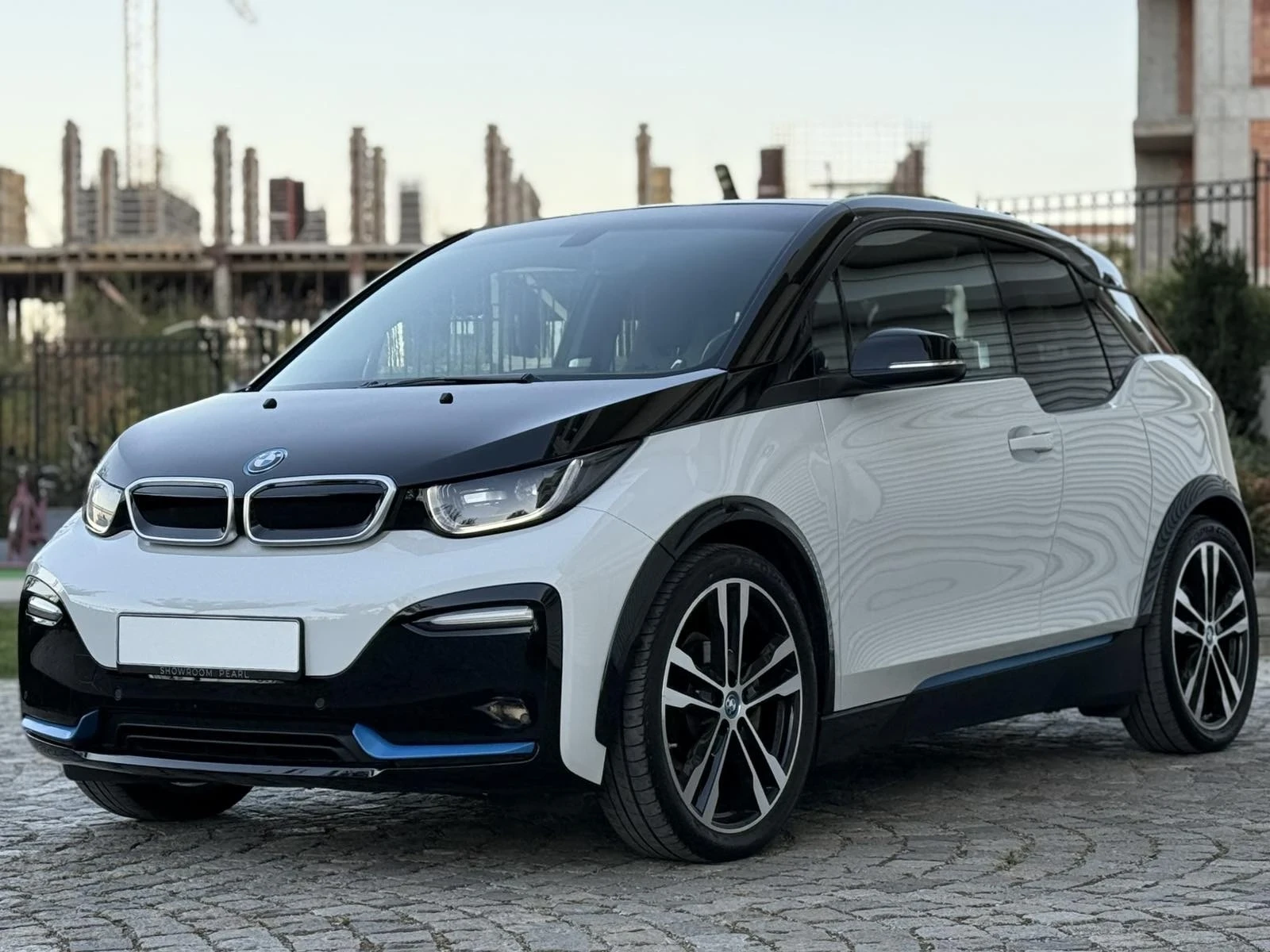 BMW i3 S LED 184кс в ГАРАНЦИЯ - изображение 2