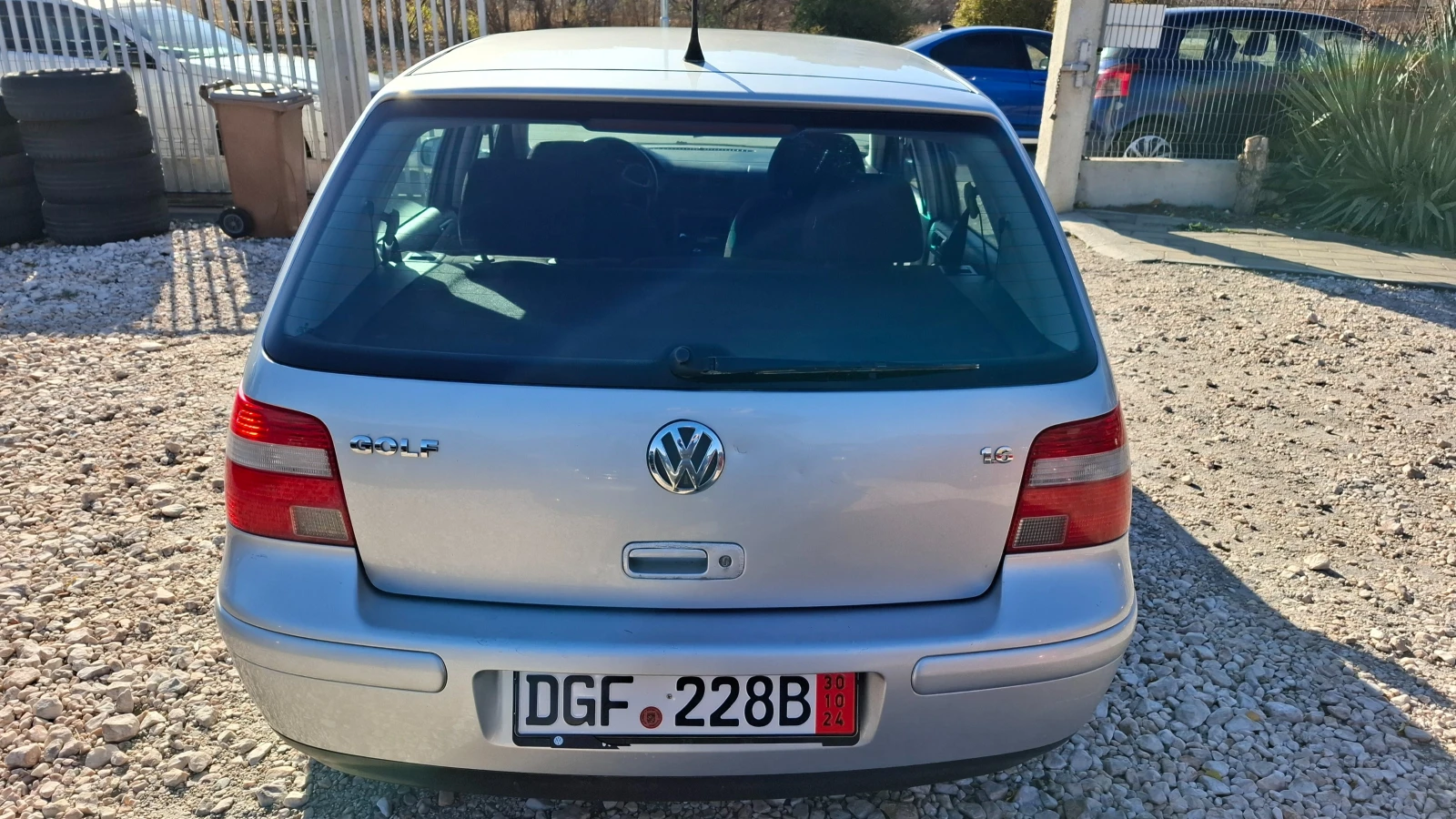 VW Golf 1.6i facelift  - изображение 5