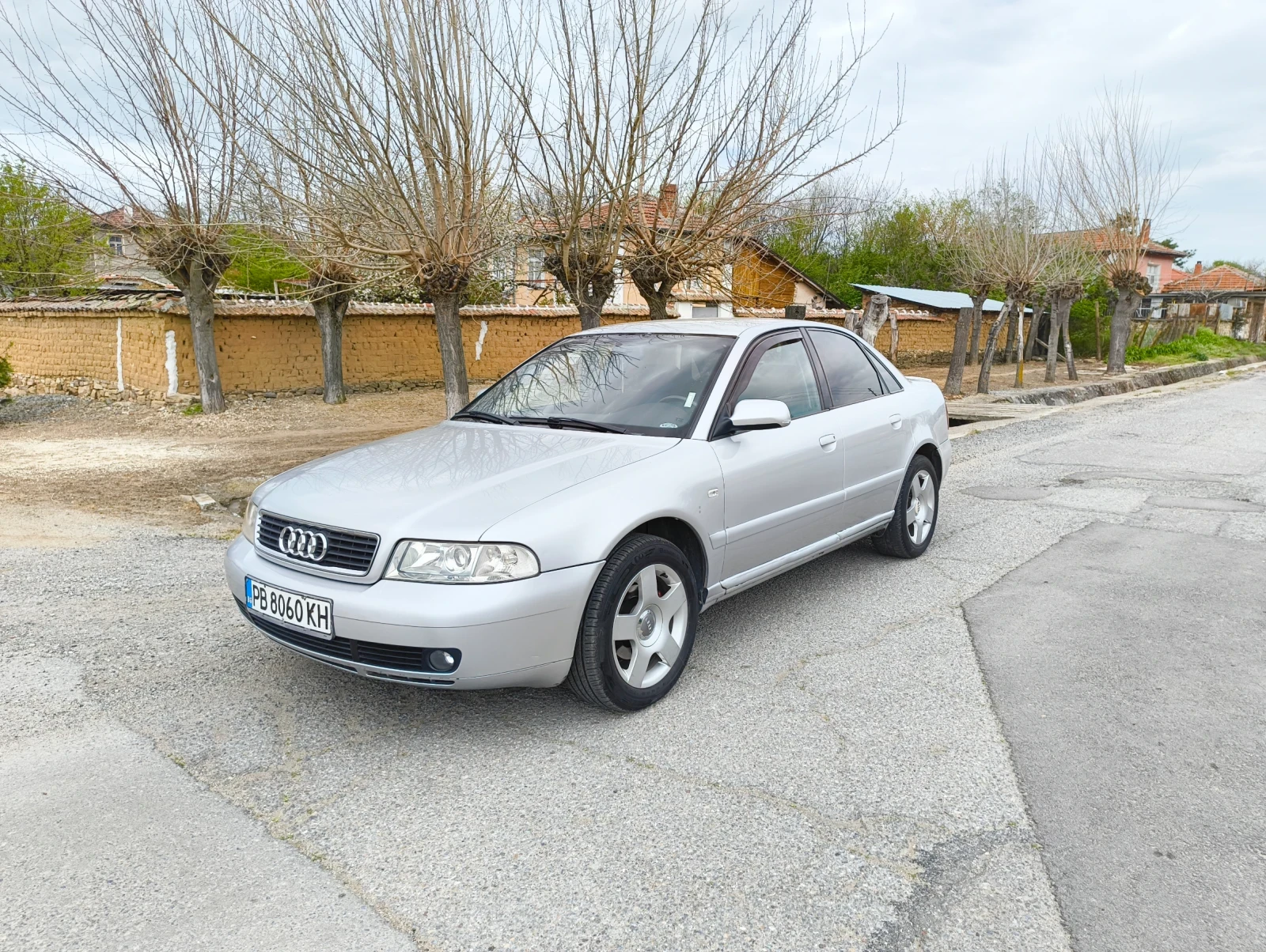 Audi A4 1.9 TDI - изображение 6