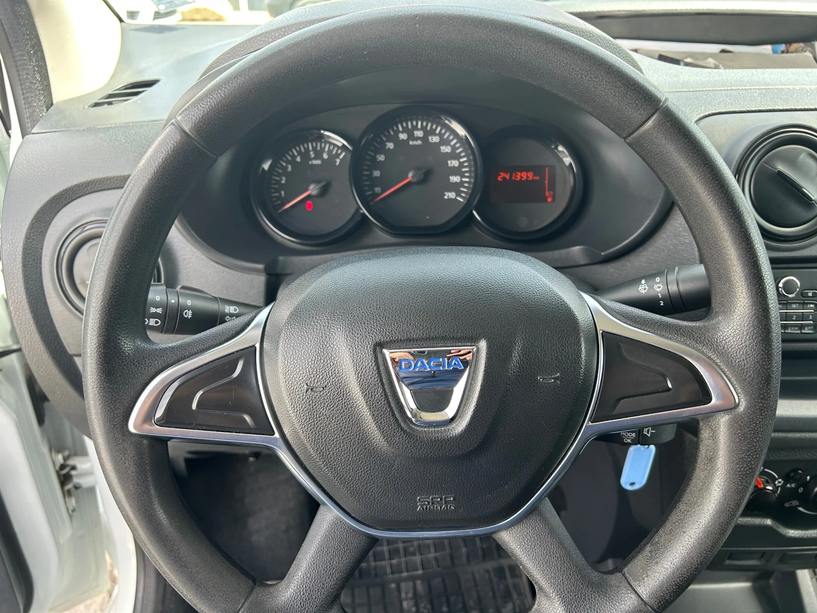 Dacia Dokker 1, 5 dci N1 2020г. - изображение 8