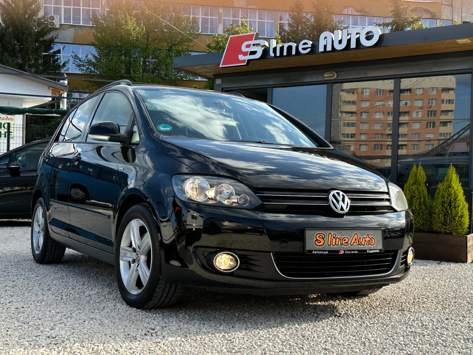VW Golf Plus Life* 1.6tdi* 105k.c*  - изображение 3