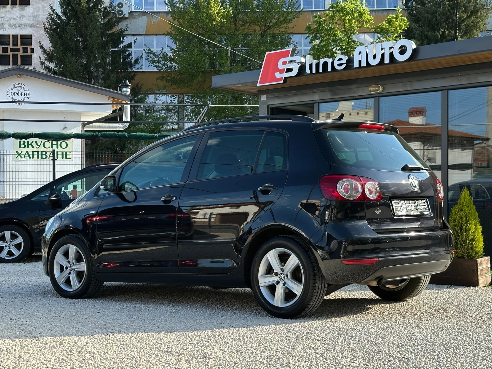 VW Golf Plus Life* 1.6tdi* 105k.c*  - изображение 2
