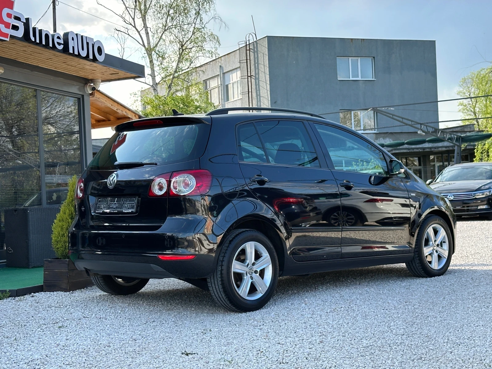 VW Golf Plus Life* 1.6tdi* 105k.c*  - изображение 4