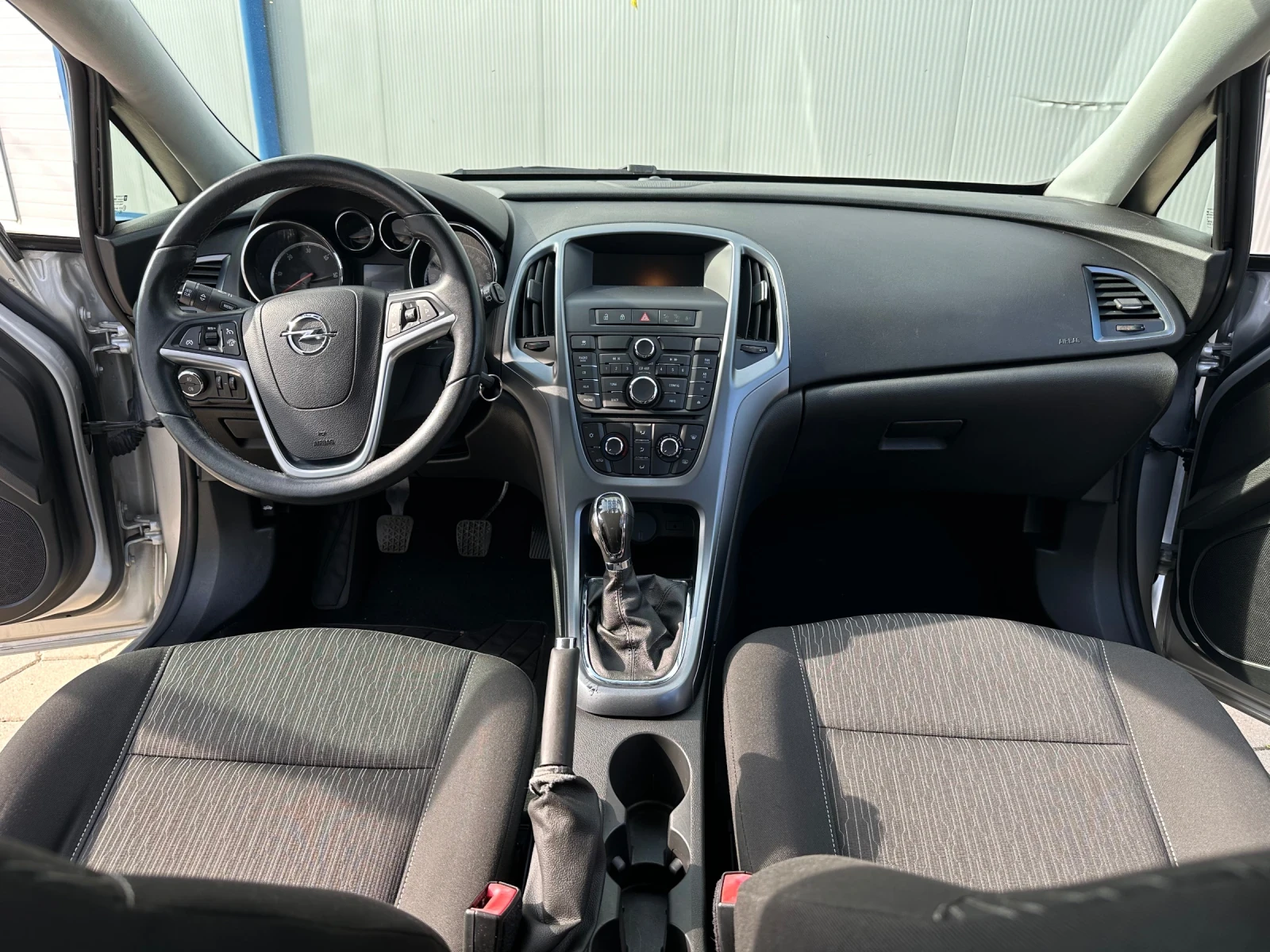 Opel Astra 1.7CDTI 110 - изображение 7