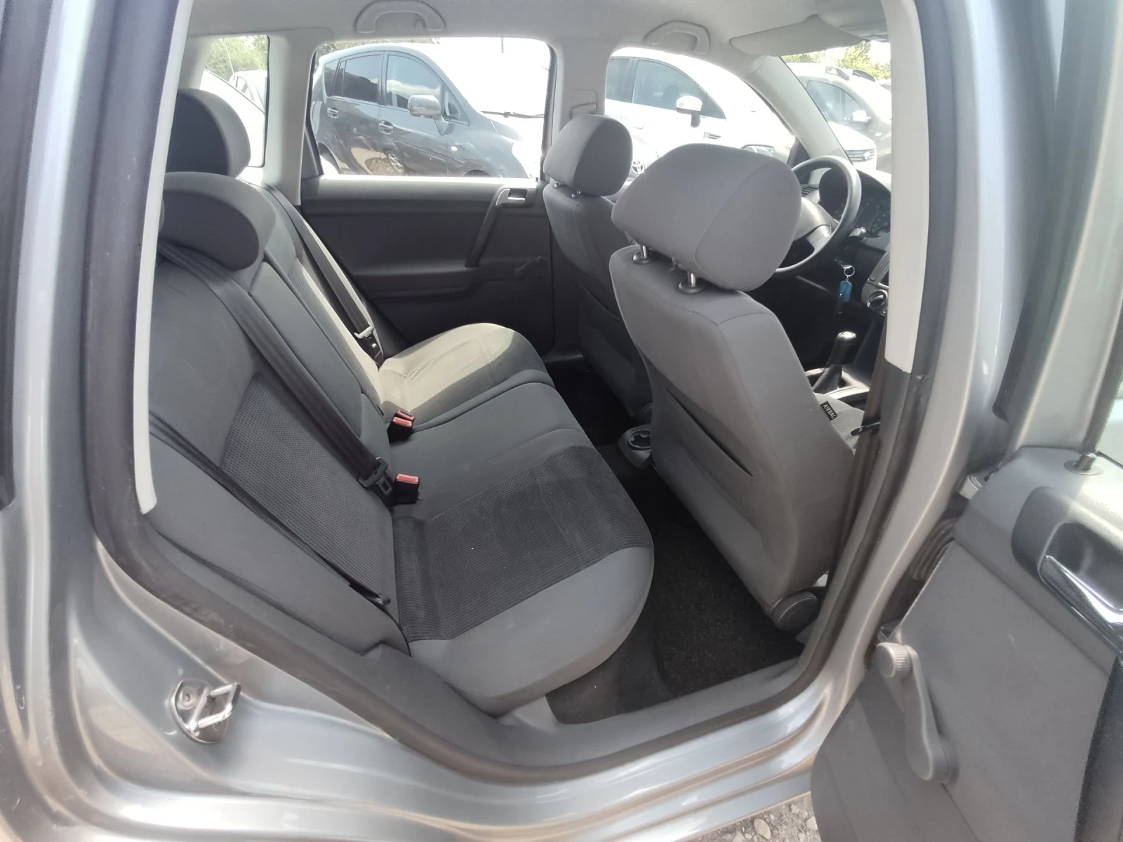 VW Polo 1.4i  | Mobile.bg — изображение 12