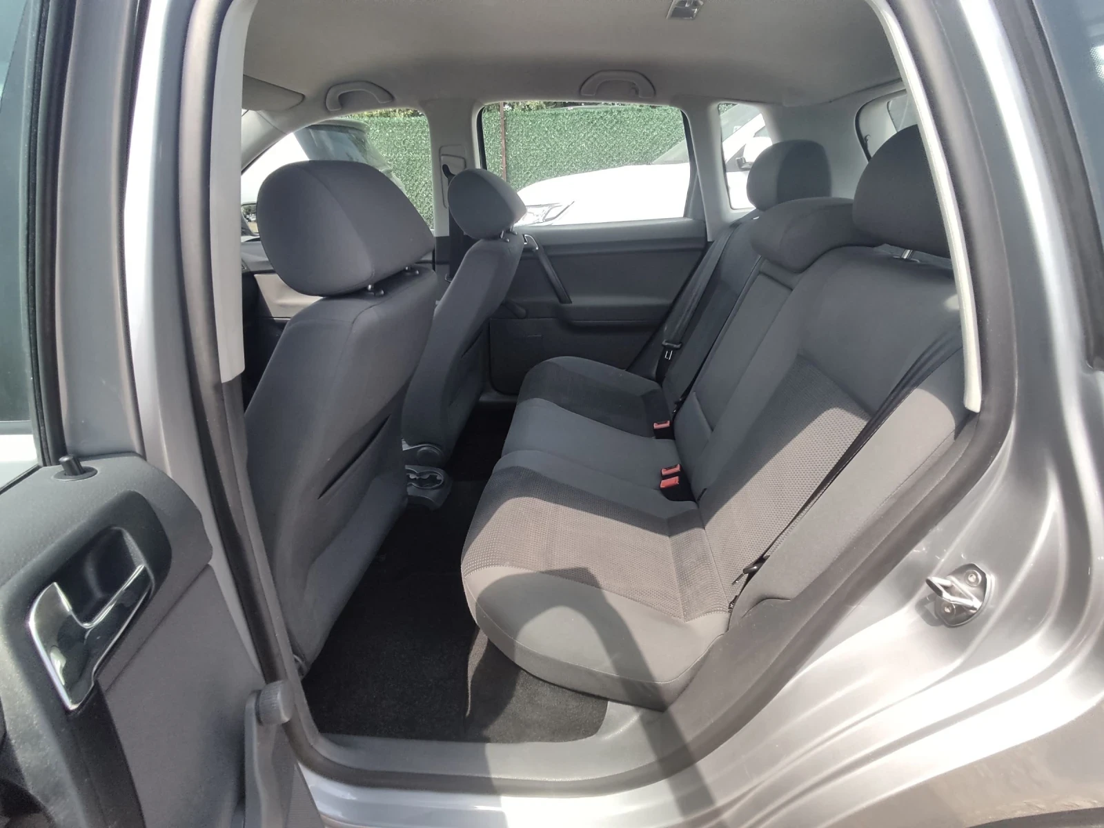 VW Polo 1.4i  - изображение 9