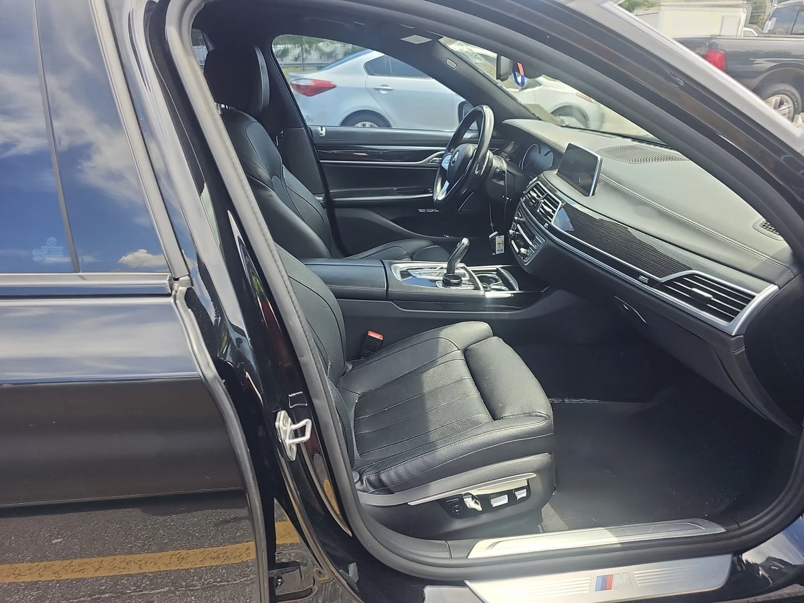 BMW 740 M* Harman/Kardon* Head-Up*  - изображение 8