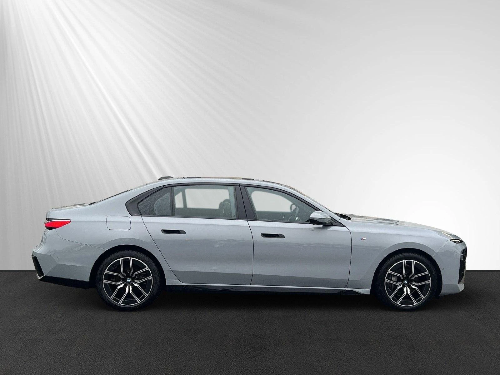 BMW 740 D XDRIVE M-SPORT PAKET PANO HEAD UP 360 B&W - изображение 4