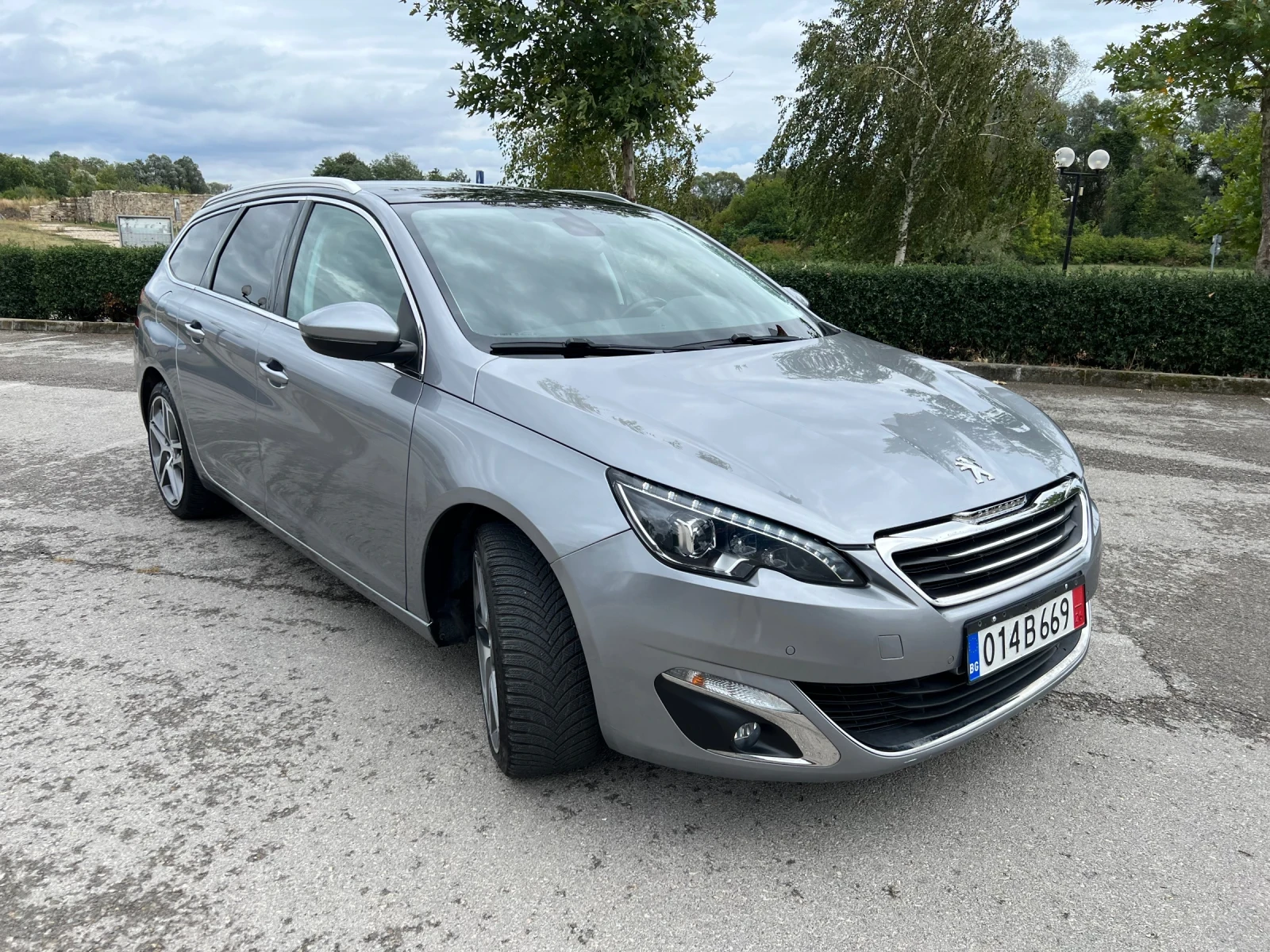 Peugeot 308 1.6D-GT Line-FULL LED-PANORAMA-RECARO - изображение 3
