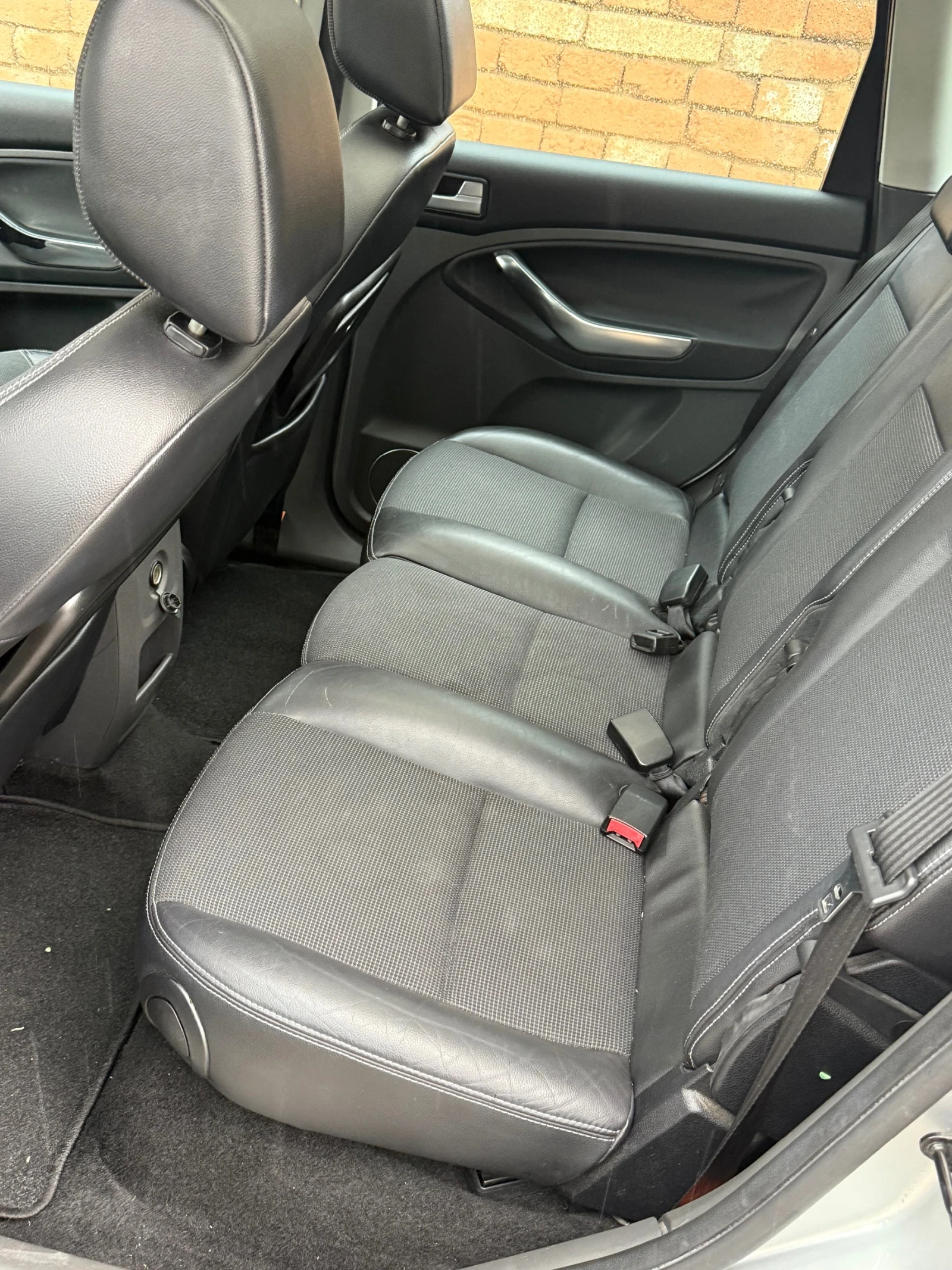 Ford C-max Панорамен таван - изображение 5