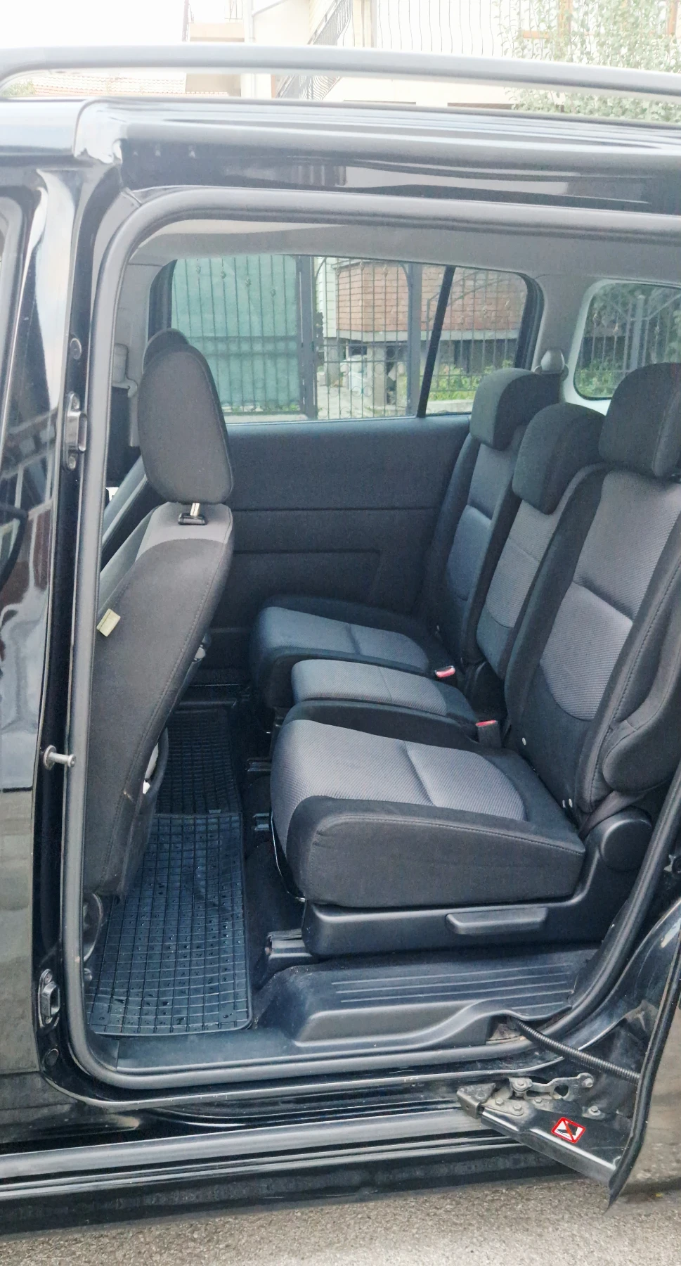 Mazda 5 2.0 CD - изображение 9