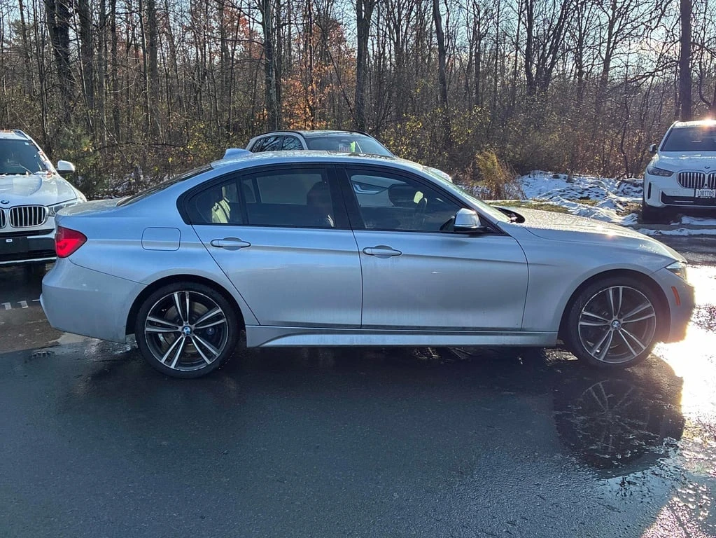 BMW 340 * 340i xDrive * CARFAX * БЕЗ ПЪРВОНАЧАЛНА ВНОСКА - изображение 4