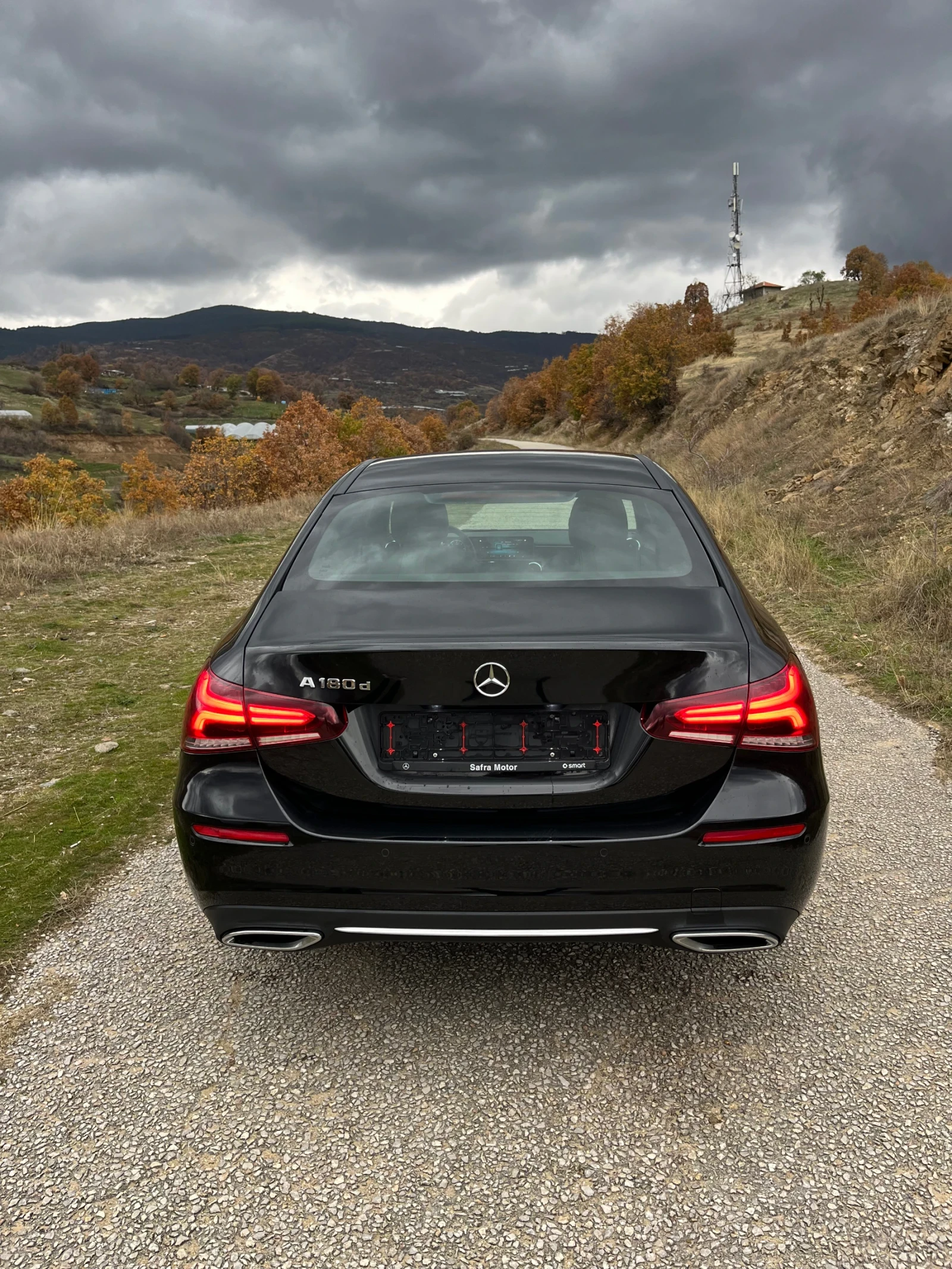 Mercedes-Benz A 180  - изображение 4