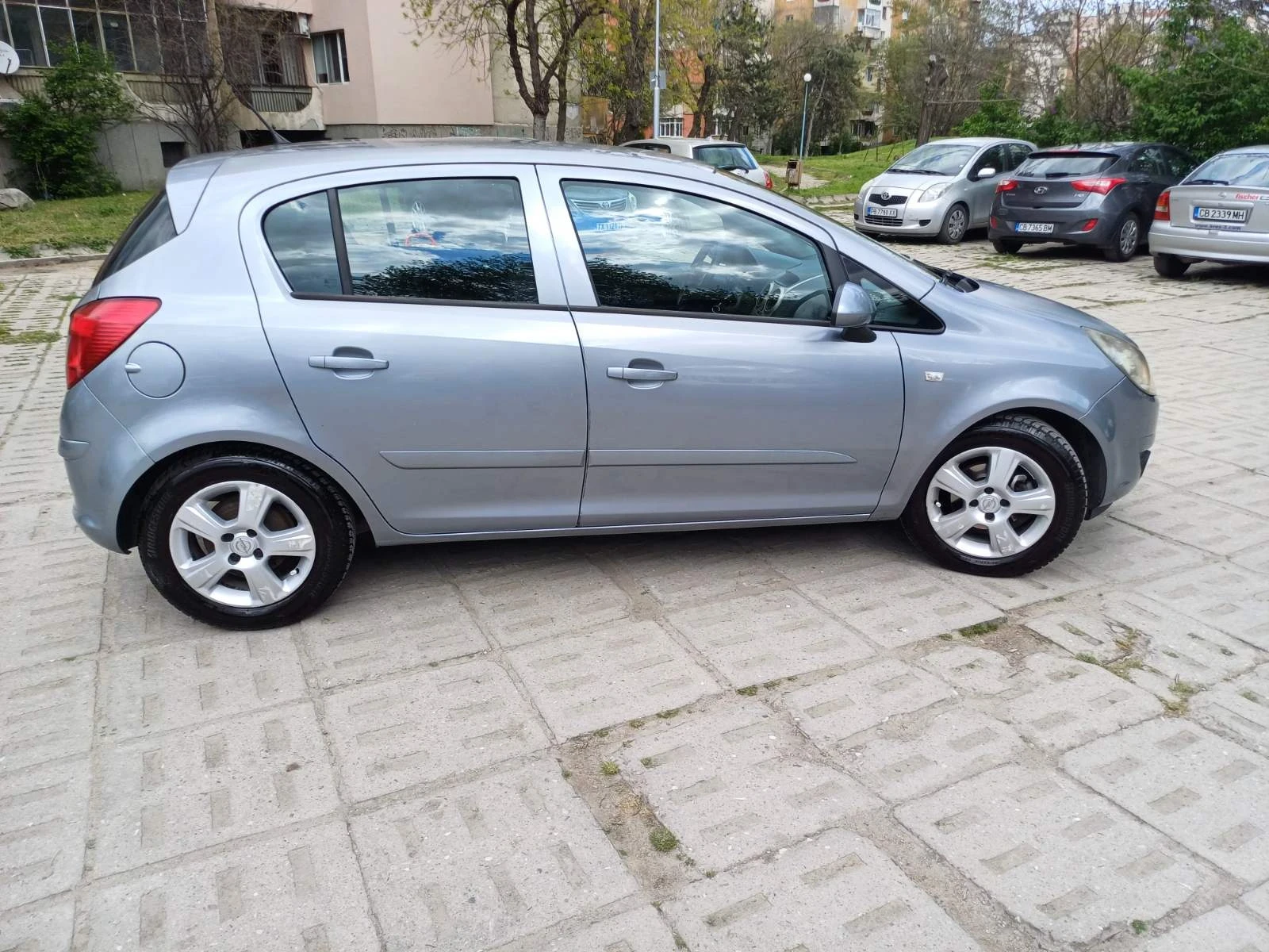 Opel Corsa D, снимка 3 - Автомобили и джипове - 54240464