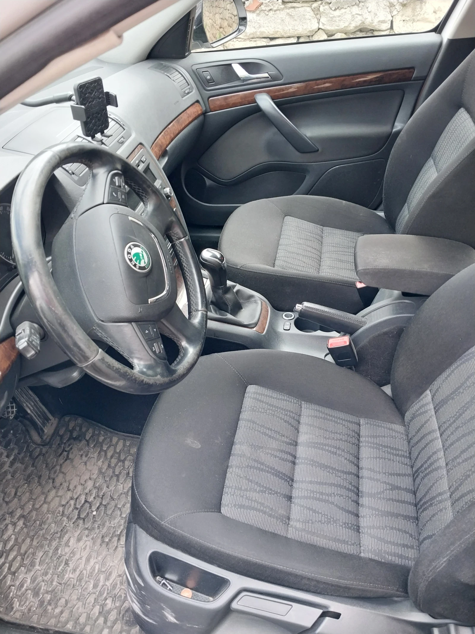 Skoda Octavia TDI 140 4х4, снимка 7 - Автомобили и джипове - 54398362