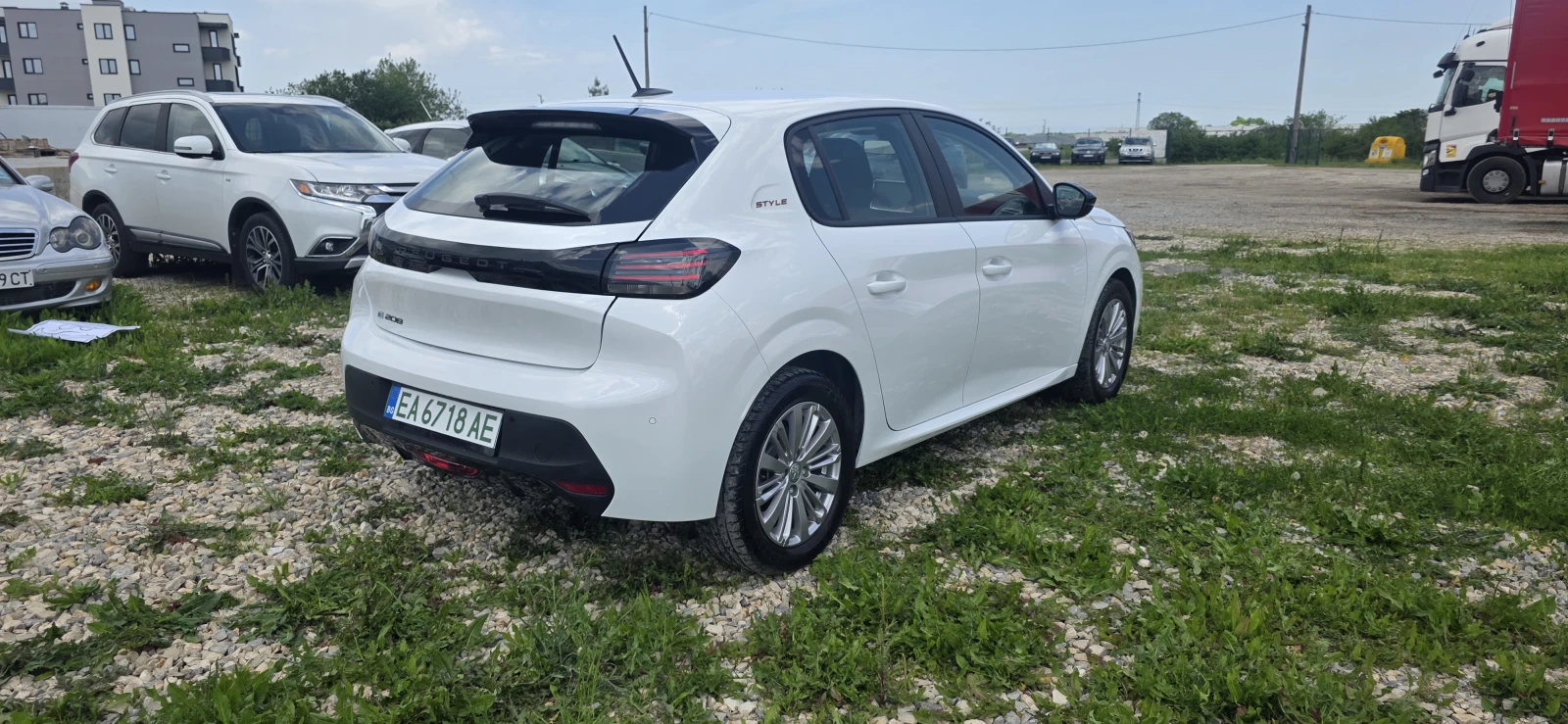 Peugeot 208 E-208 STYLE | Mobile.bg � ����������� 5