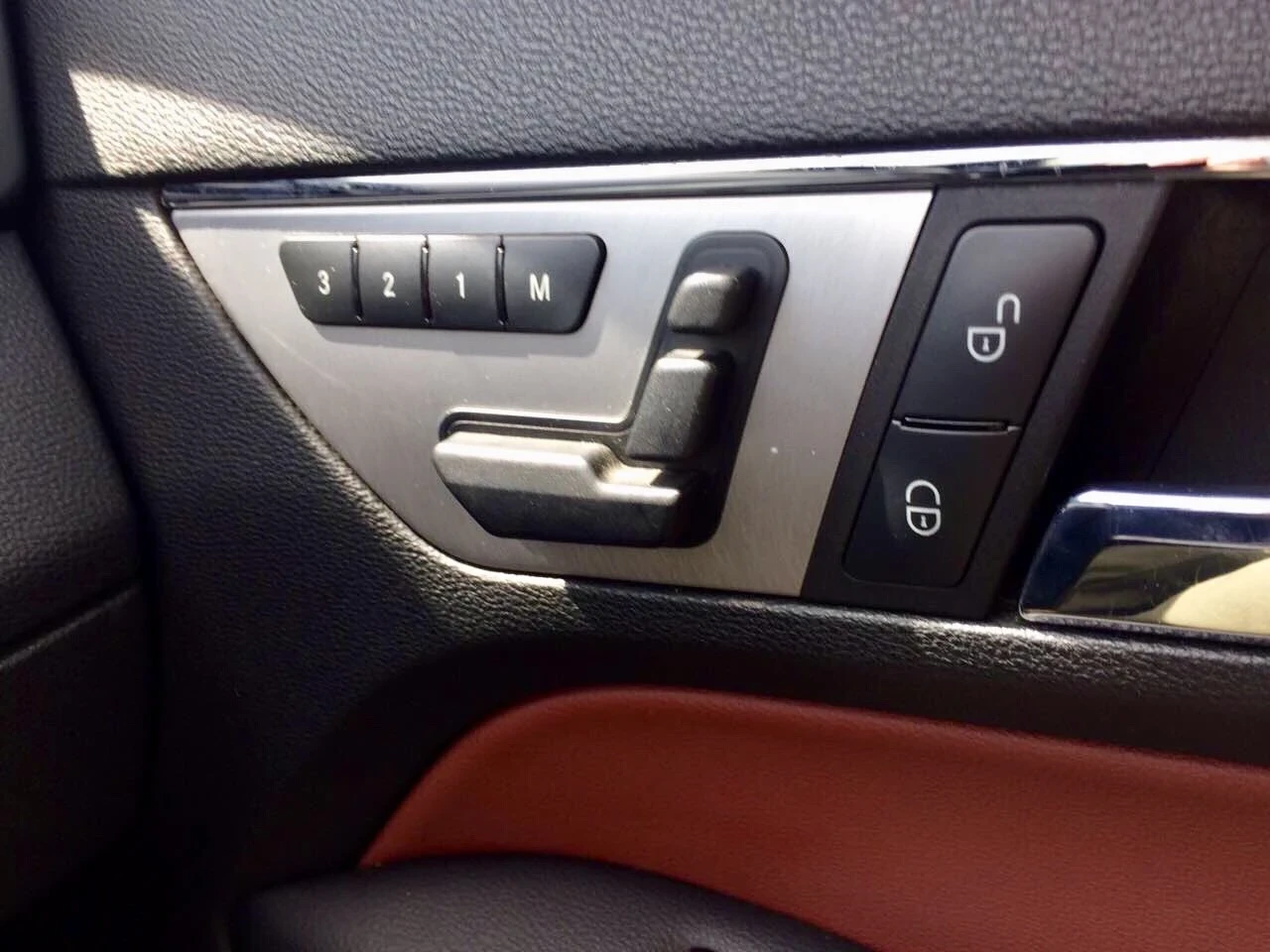 Mercedes-Benz E 350, снимка 5 - Автомобили и джипове - 54577008