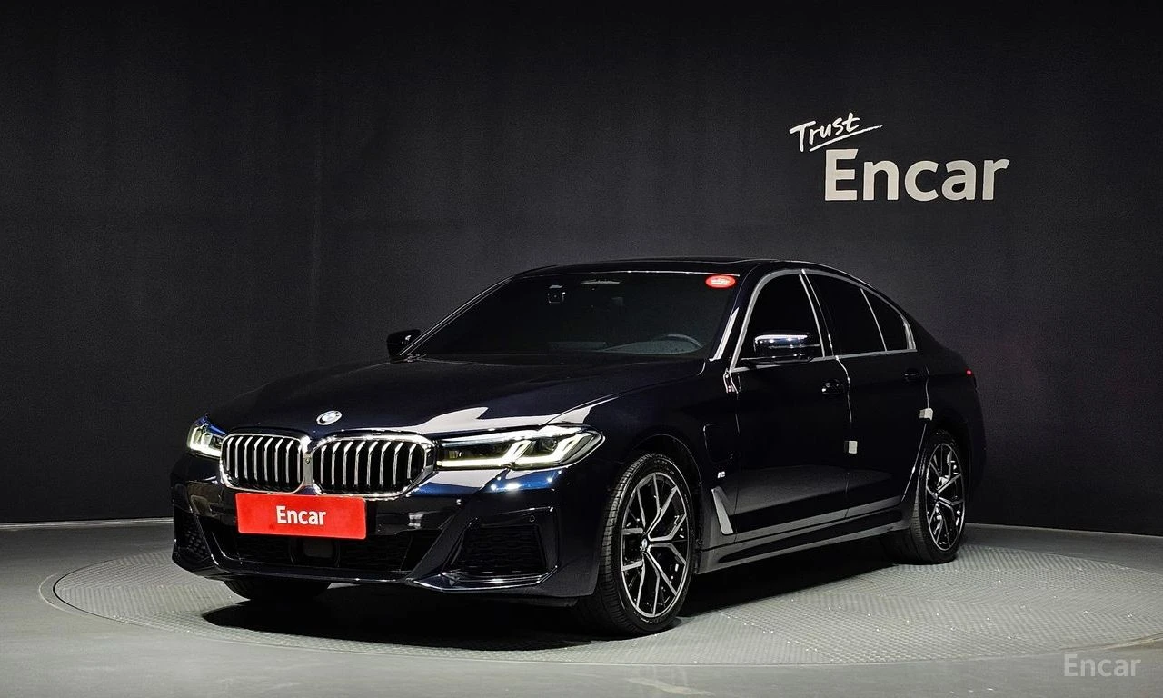 BMW 530E M* SPORT* ОБДУХВАНЕ* ХЕДЪП* МЪРТВ* ТОЧКА* КАМЕРА* 