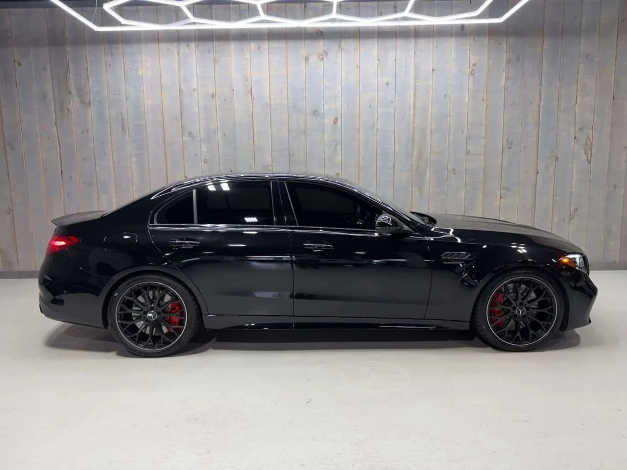 Mercedes-Benz C 63 AMG S E PERFORMANCE * CARFAX * ФИКСИРАНА ЦЕНА ДО БГ * , снимка 2 - Автомобили и джипове - 55204679