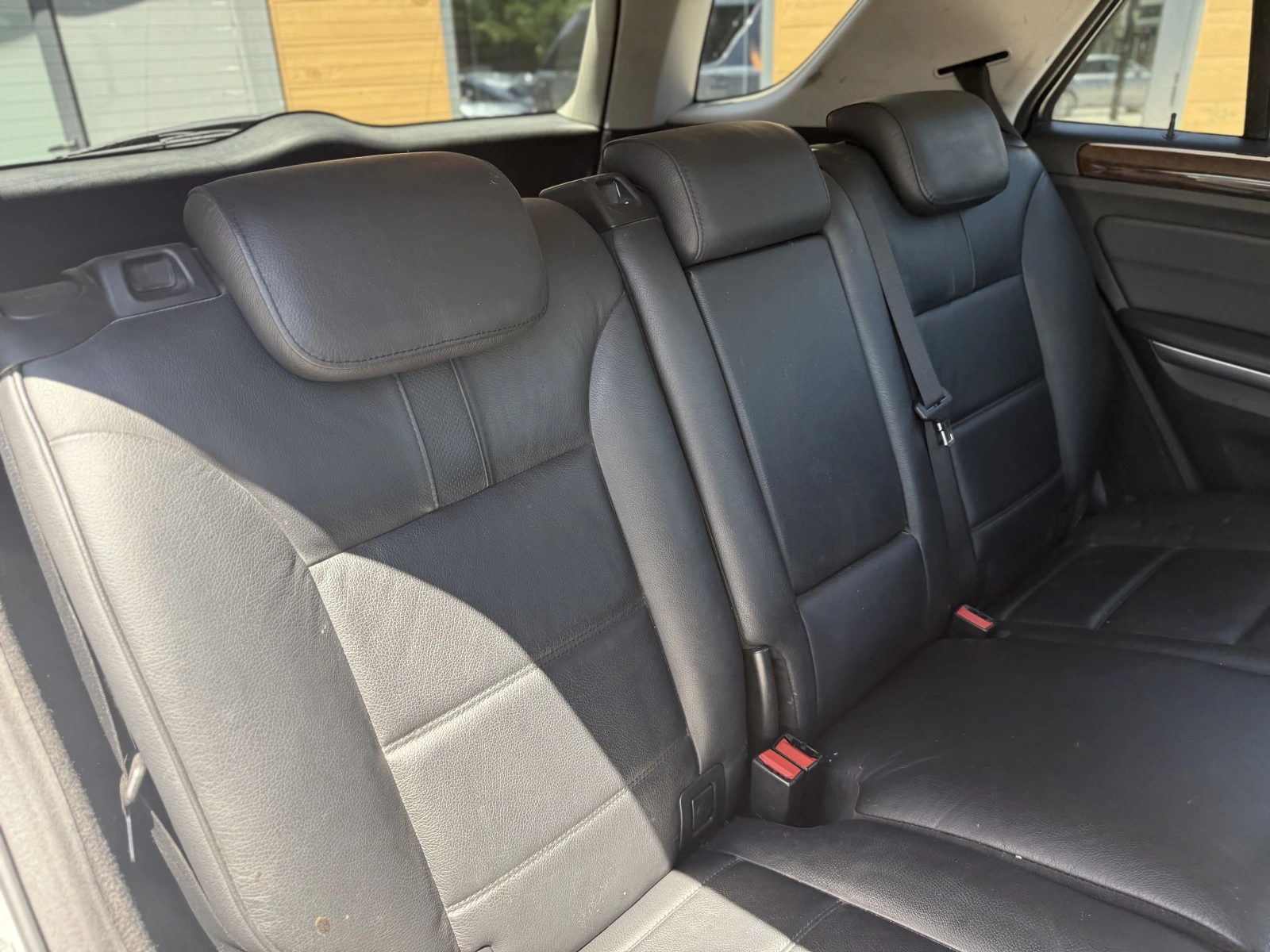 Mercedes-Benz ML 550 AMG/5.5 L/V8/KLESS/HARMAN KARDON/CARFAX, снимка 13 - Автомобили и джипове - 55435808