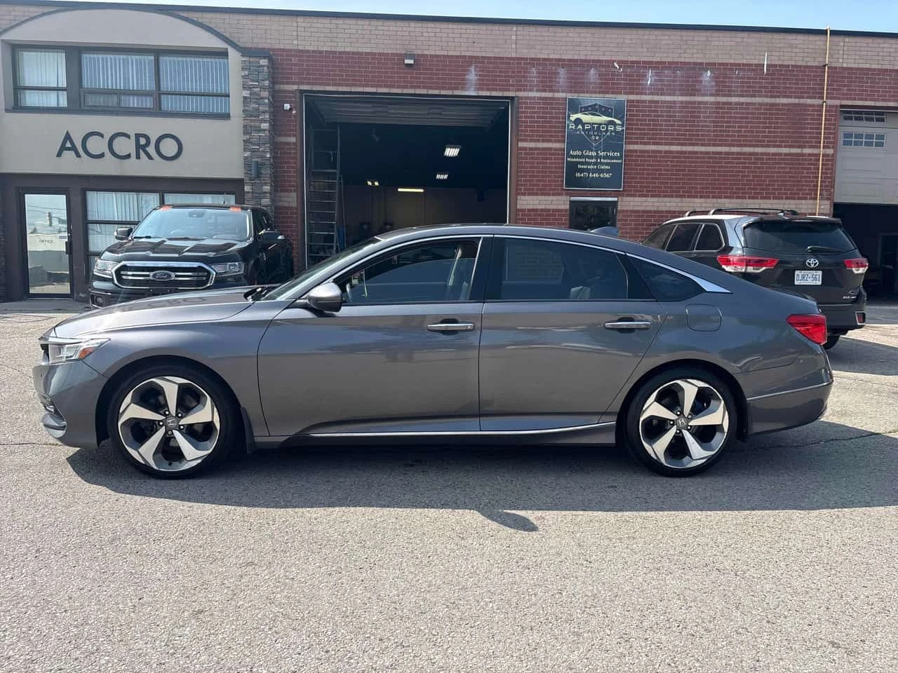Honda Accord TOURING| KEYLESS| ОБДУХ| ПАНО| HUD| ПАМЕТ| 2 КЛЮЧА, снимка 2 - Автомобили и джипове - 55637703