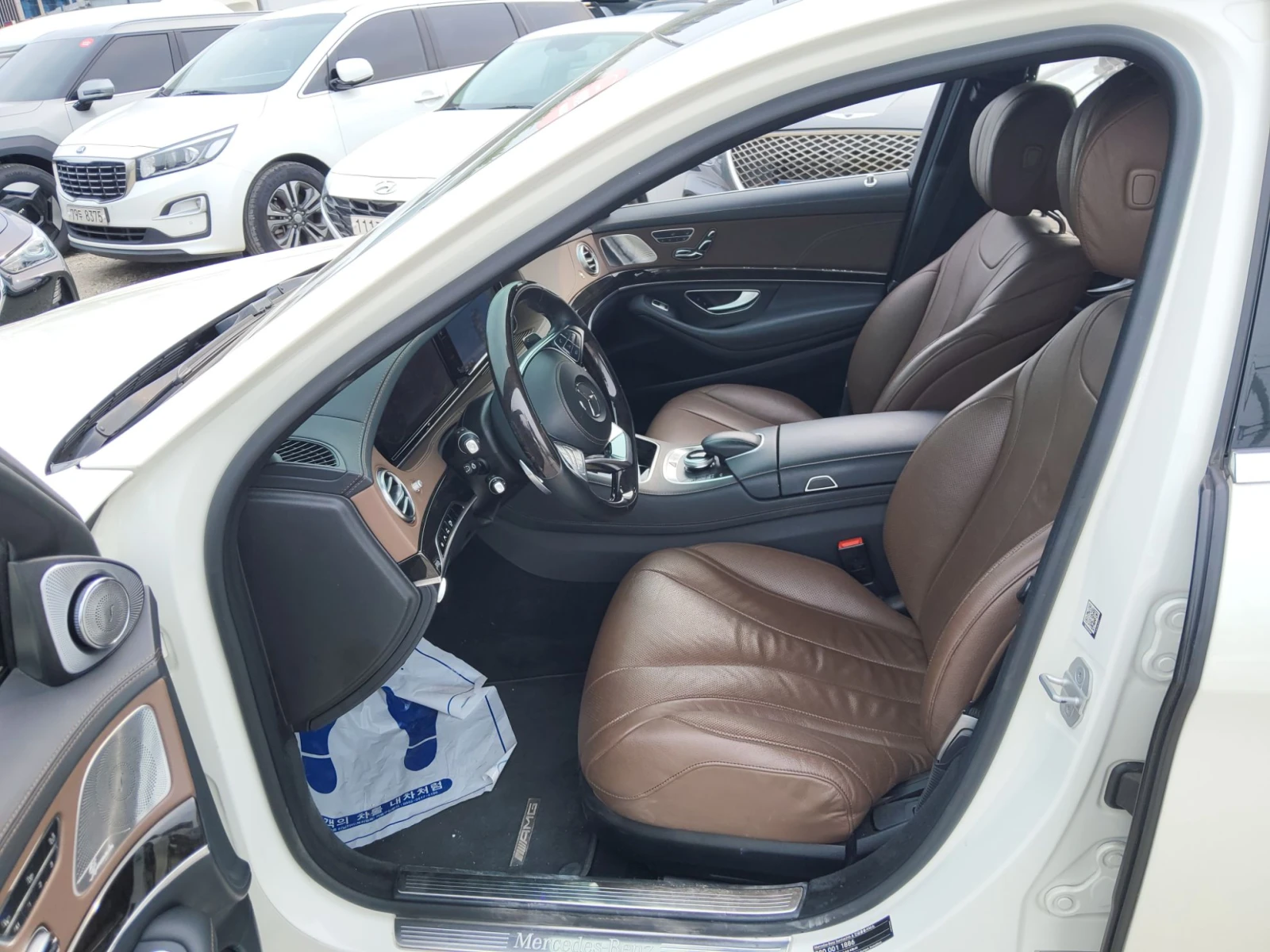 Mercedes-Benz S 350 d AMG 4MATIC, снимка 8 - Автомобили и джипове - 55691895