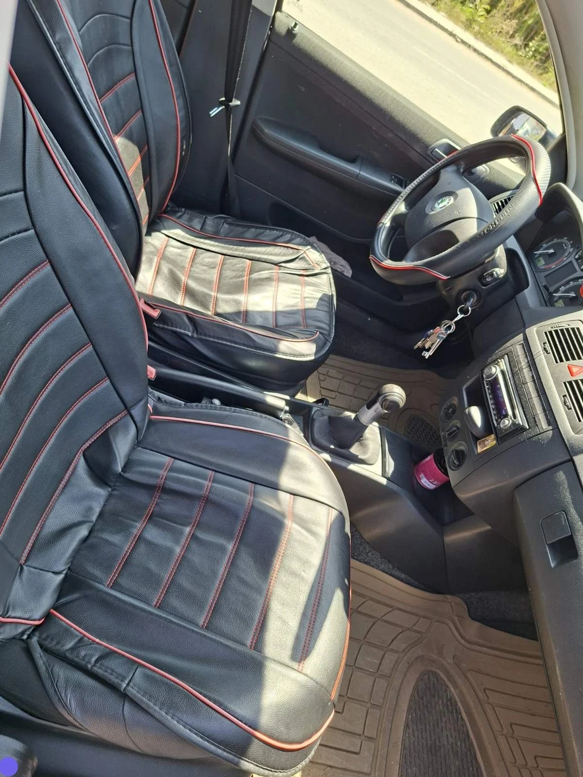 Skoda Fabia 1.4 16V (75), снимка 10 - Автомобили и джипове - 55809739