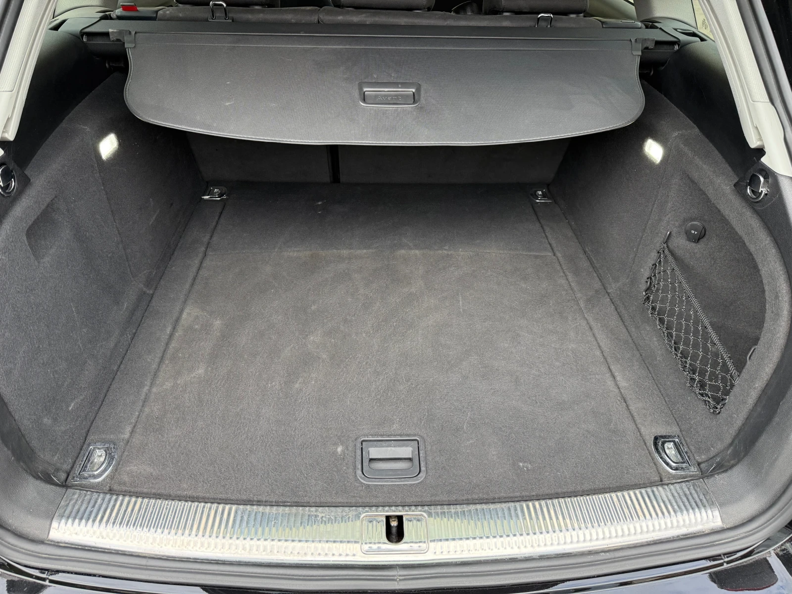 Audi A4 Avant , снимка 16 - Автомобили и джипове - 56153243
