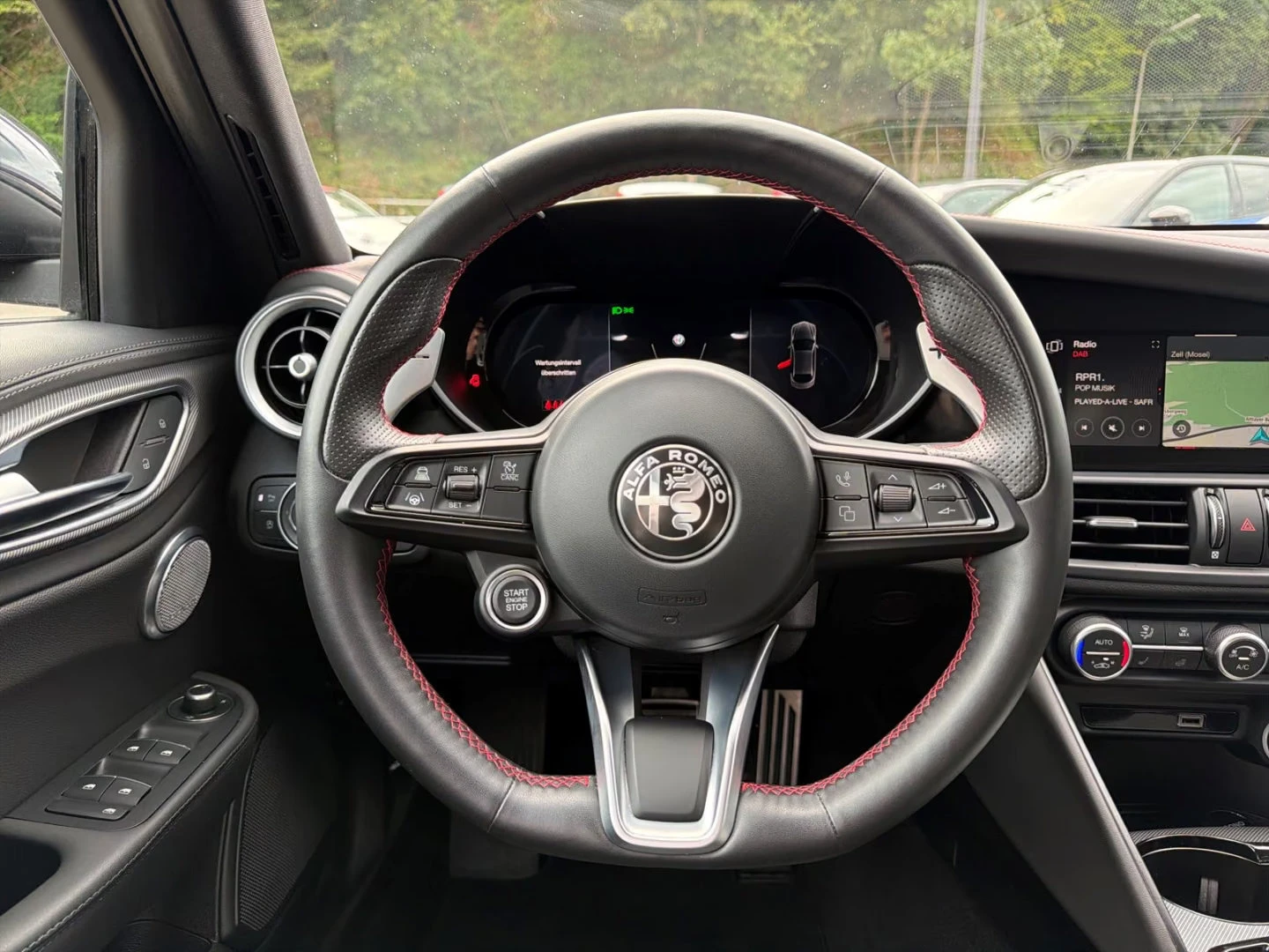 Alfa Romeo Giulia COMPETIZIONE/Q4/280HP/CAM/906z, снимка 8 - Автомобили и джипове - 56206348